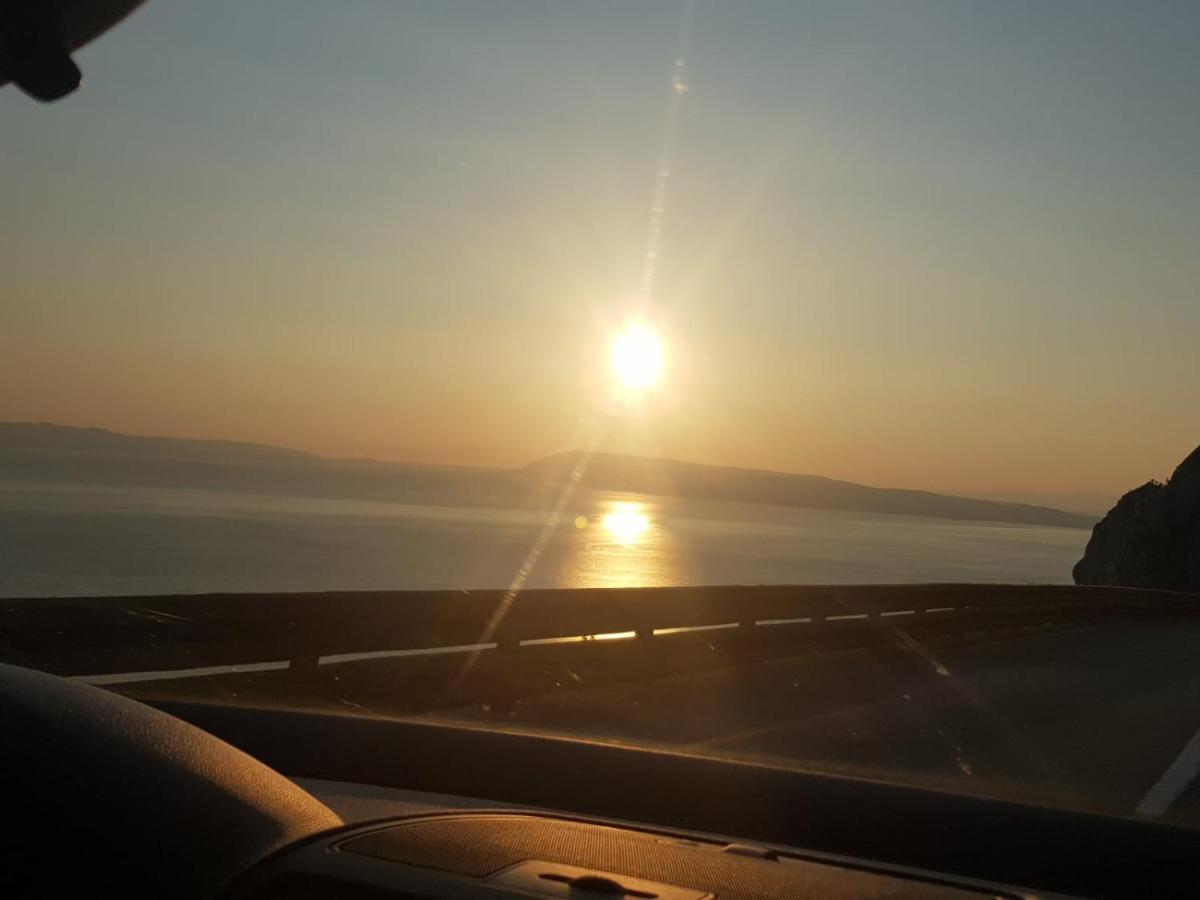 Apartmani Anna Vir Buitenkant foto