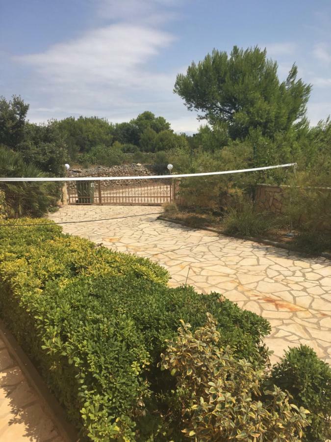 Apartmani Anna Vir Buitenkant foto